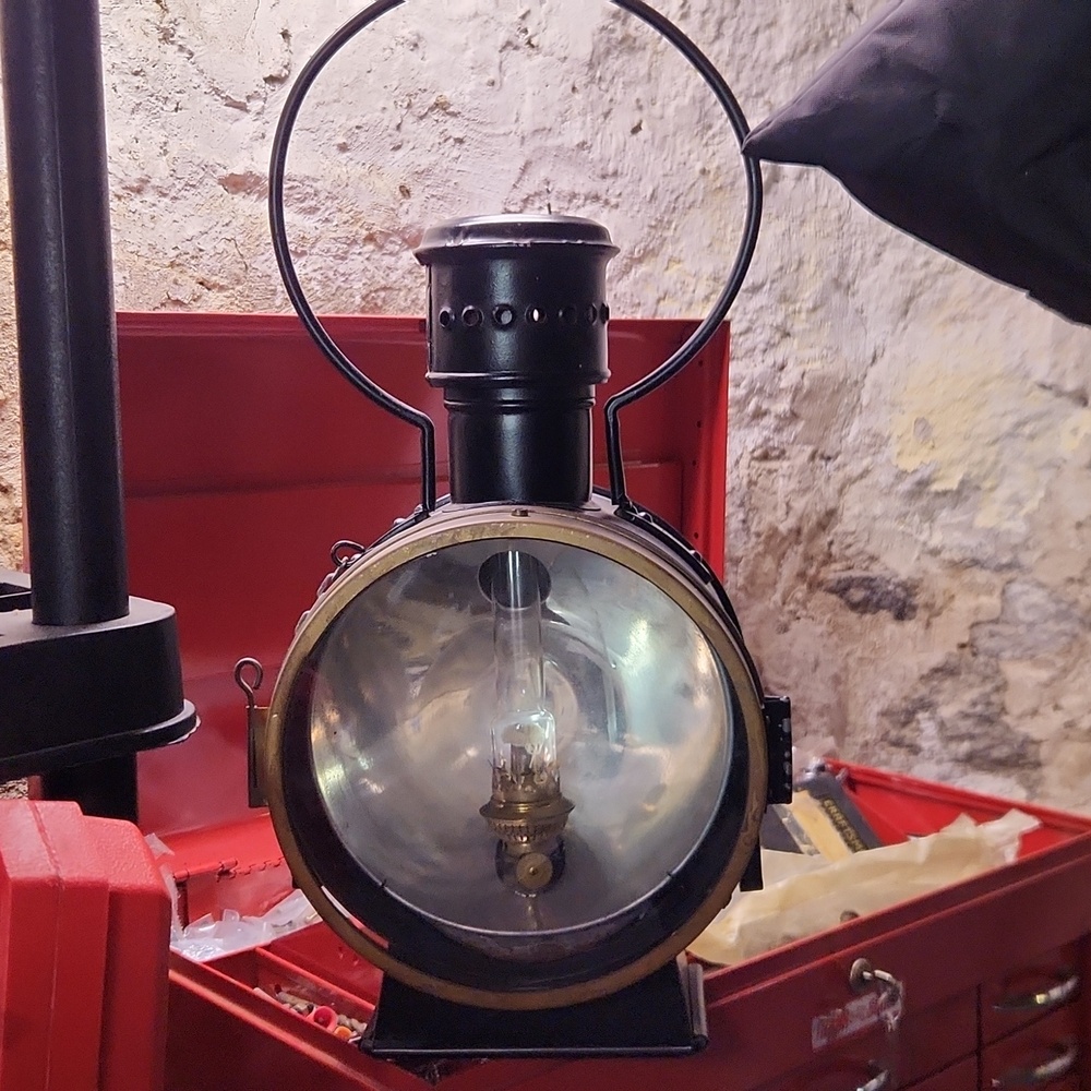 Unger Vintage Black and Gold Lantern. - Picture 7 of 8